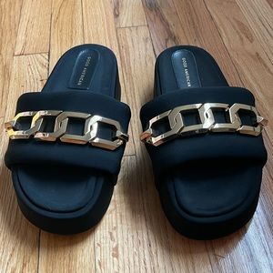 Good American Gold Chain Black Platform Sandals
